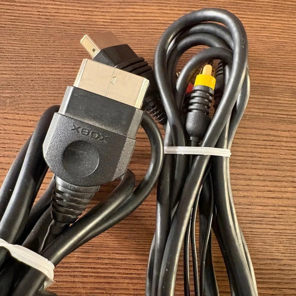 Microsoft Xbox AV Cable Composite RCA Original OEM‎ 2 Pack Black Excellent